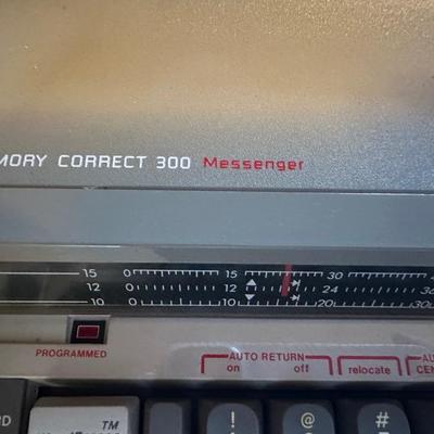 Smith Corona Memory Correct 300 - Tested