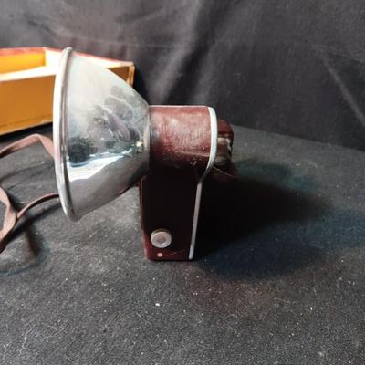 KODAK BROWNIE HOLIDAY FLASH OUTFIT CAMERA