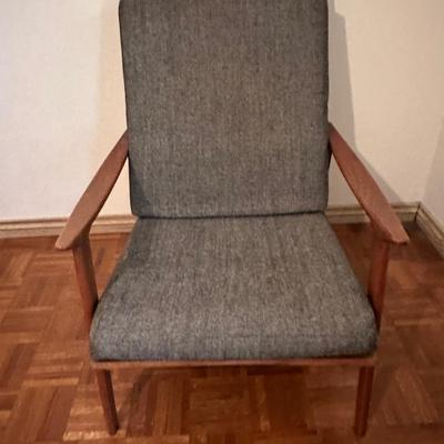 Vintage Mid Century Modern High Back Lounge Chair