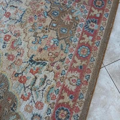 Large 7' x 10' area rug with matching runner