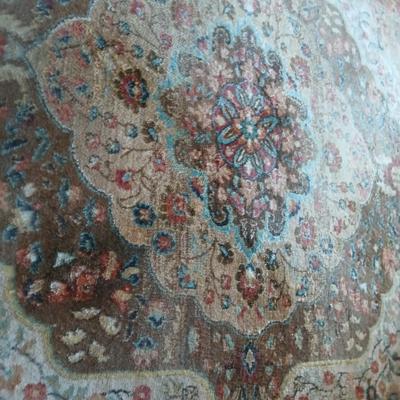 Large 7' x 10' area rug with matching runner