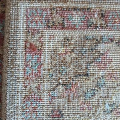 Large 7' x 10' area rug with matching runner