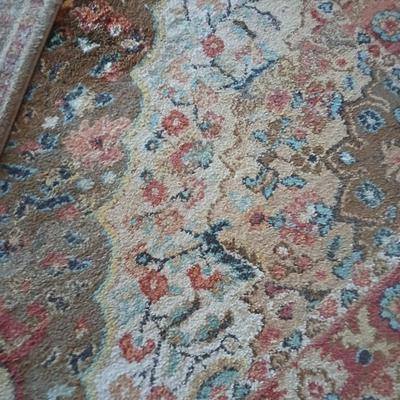Large 7' x 10' area rug with matching runner
