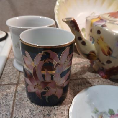 Teatime! Assortment of small dishware and a nice Mayfair collection tea pot