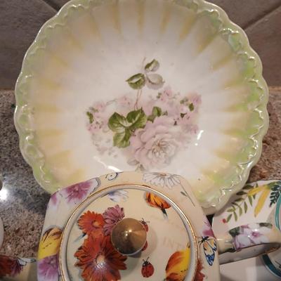 Teatime! Assortment of small dishware and a nice Mayfair collection tea pot