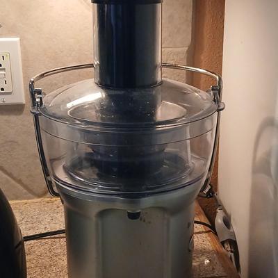 Oster 12 speed blender with a nice Compact Breville Juice Fountain