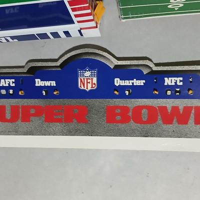 Vintage metal Working Super Bowl NFL Electric Football Original Box Super Bowl