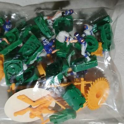 Vintage metal Working Super Bowl NFL Electric Football Original Box Super Bowl