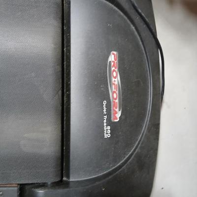 Nice pro-form 860 Quiet treadmill Spacesaver! Working condition