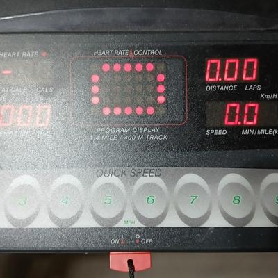 Nice pro-form 860 Quiet treadmill Spacesaver! Working condition