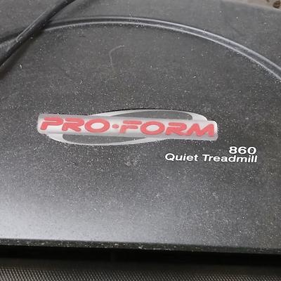 Nice pro-form 860 Quiet treadmill Spacesaver! Working condition