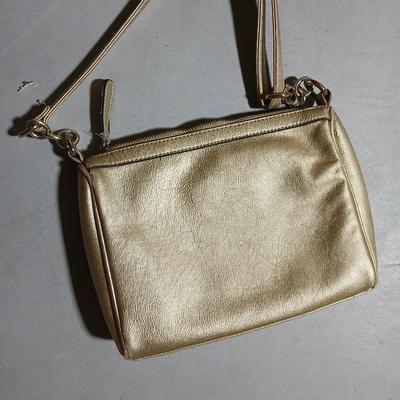 Two hats, each with a purse