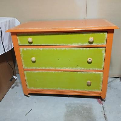 Vintage art deco 3 drawer chest of drawers
