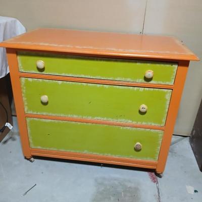 Vintage art deco 3 drawer chest of drawers
