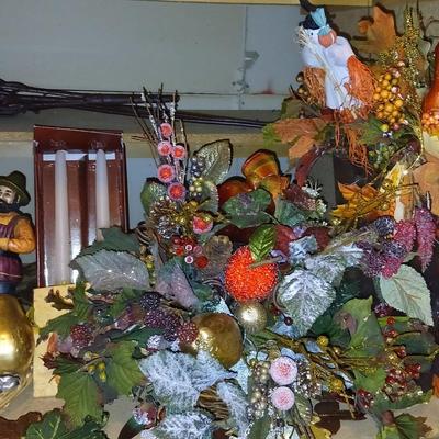 Thanksgiving - Fall & a little Halloween Decorations with Arthur Court salad serving spoons