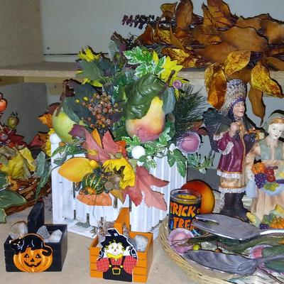 Thanksgiving - Fall & a little Halloween Decorations with Arthur Court salad serving spoons