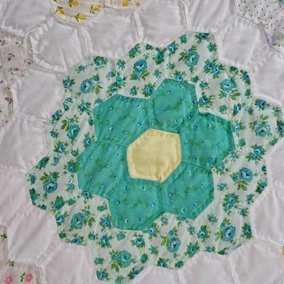 STUNNING Handmade Quilt Large Vintage 30's Flower Garden Mosaic Antique Quilt