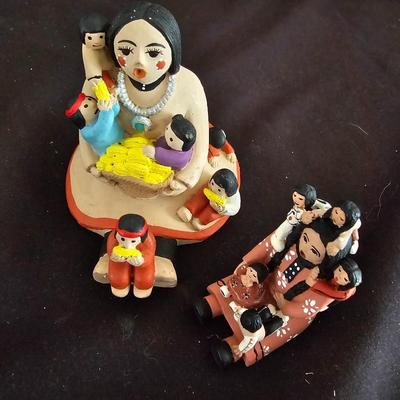 Handmade Pueblo Pottery Storyteller Figurine 7 Children with smaller storyteller