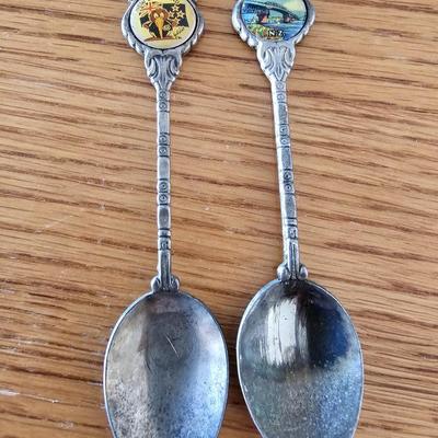 Six Silverplate state Souvenir spoons