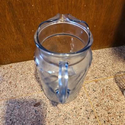 Glass water pitcher with 4 matching glasses