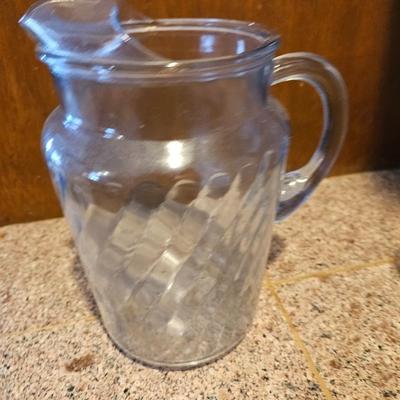 Glass water pitcher with 4 matching glasses