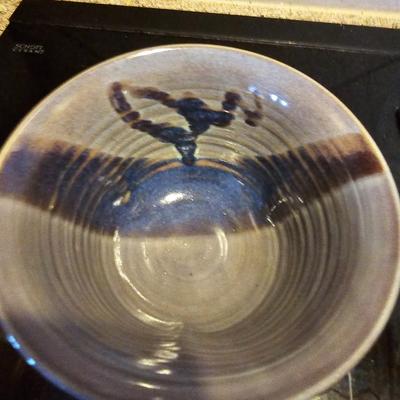 Clay pottery bowl and pie plate
