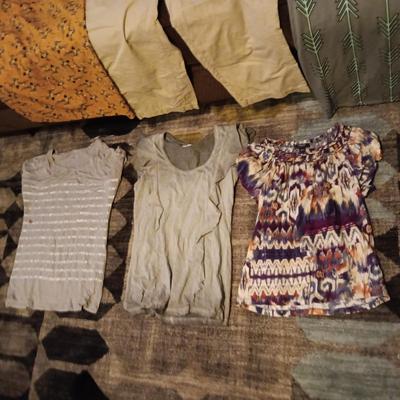 LADIES CLOTHES SIZE MEDIUM