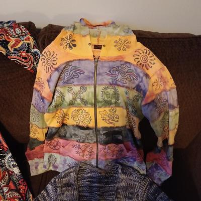 LADIES CLOTHES SIZE MEDIUM