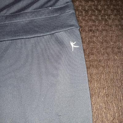 LADIES CLOTHES SIZE MEDIUM