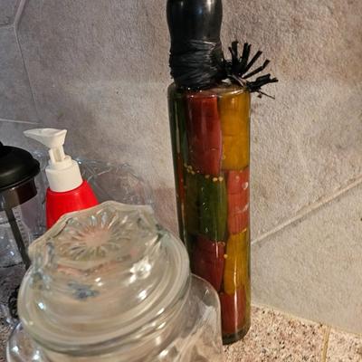 Vidalia chop wizard with attachments - new Dish soap dispenser - measuring cup and other kitchen necessities