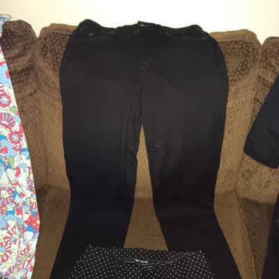 LADIES CLOTHES SIZE SMALL