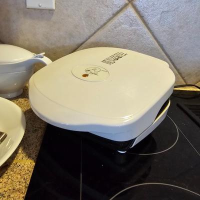 George foreman grilling machine with pottery garlic storage- plastic gravy boat and more