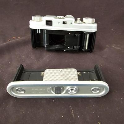 Argus C-4 35mm Rangefinder Camera - Vintage 1950s in leather camera case