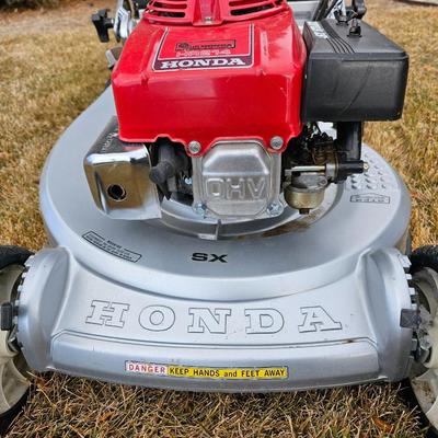Tested & running Honda HR 214 SX Self-propelled Lawn Mower with grass collector bag