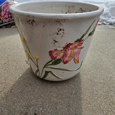 Decorative Ceramic flowerpots with seed packets and more