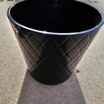 Decorative Ceramic flowerpots with seed packets and more