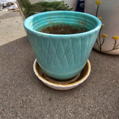 Decorative Ceramic flowerpots with seed packets and more