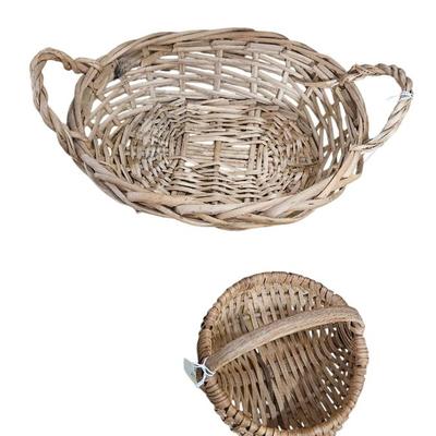 Basket Lot with Wine Rack
