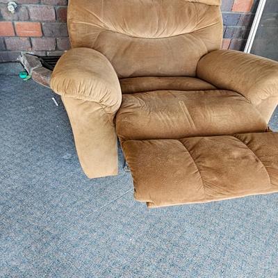 Nice brown recliner