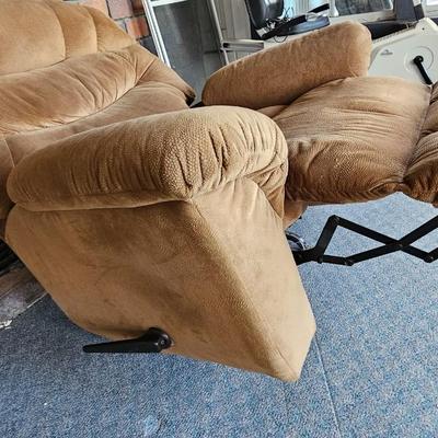 Nice brown recliner