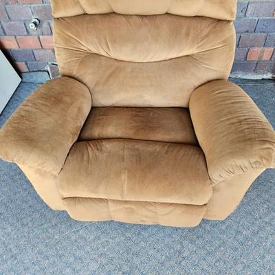 Nice brown recliner