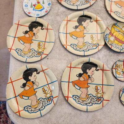 Metal Tin Toy Lot Plates Cups Kitchenware Kool-Aid Ohio Art Elaine Ends Hileman Ducky Bath Time