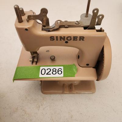 Singer Toy Sewing Machine