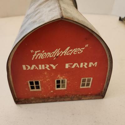 Friendly Acres Dairy Farm Metal barn w Animals and fence