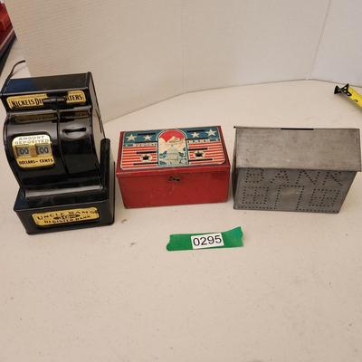 3 Metal Toy Banks