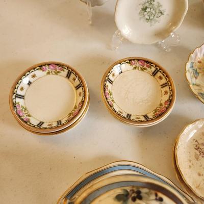 Mixed Lot of China Plates Bowls Royal Worchester ,Aynsley Copeland and others