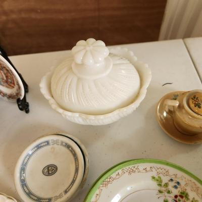 Mixed Lot of China Plates Bowls Royal Worchester ,Aynsley Copeland and others