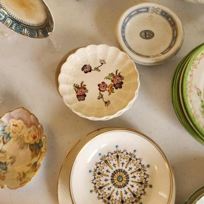 Mixed Lot of China Plates Bowls Royal Worchester ,Aynsley Copeland and others