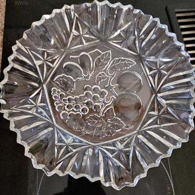 Glass serving plates, salt and pepper shakers, pampered chef food chopper, Knife set