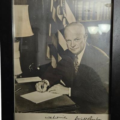 SIGNED PHOTOGRAPH OF GEN. DWIGHT D. EISENHOWER